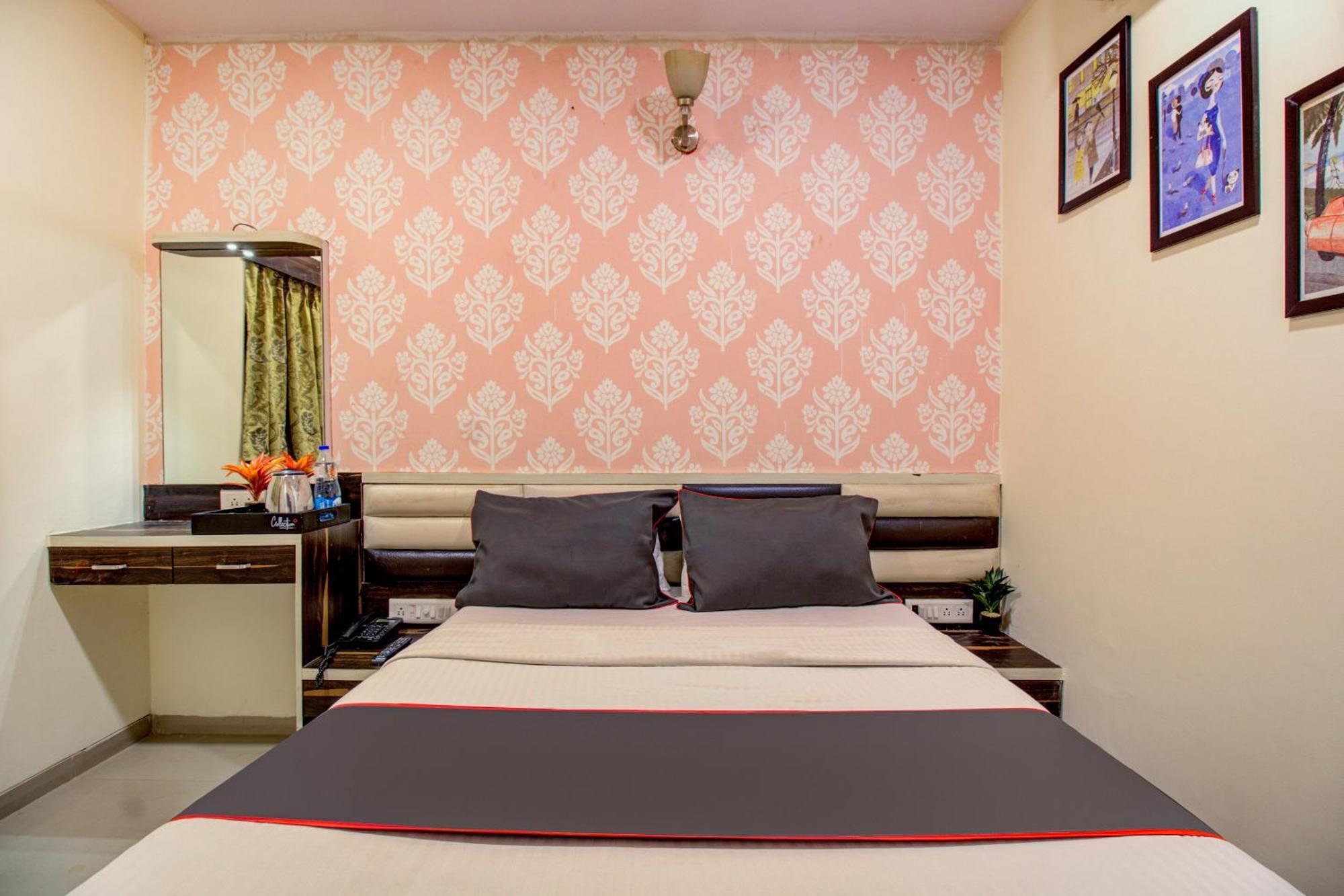 Hotel Collection O Golden Tulipz Boutique Bombay Exterior foto